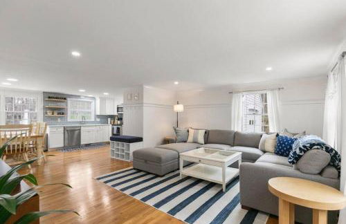 Retreat by the Hot Tub & Fire Pit, Dog-Friendly! - Foto 45