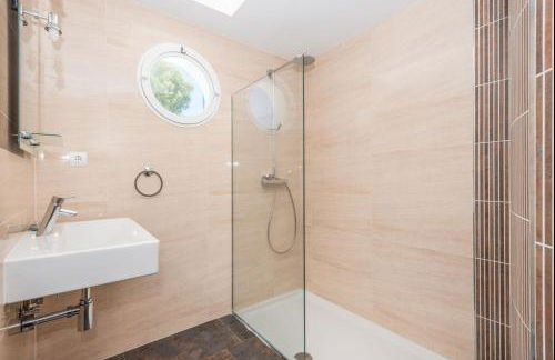 5 bedroom villa in Cala Vadella - Foto 24