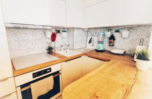 New elegant apartment with free parking and wifi - Foto 5