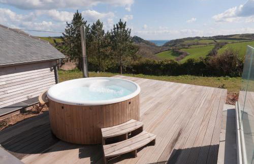 Ultimate Coastal Luxury - 5 Bed, Spacious, Parking, Hot Tub - Foto 53