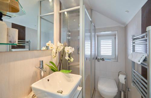 Piece of Heaven with a Million dollar View - Foto 31