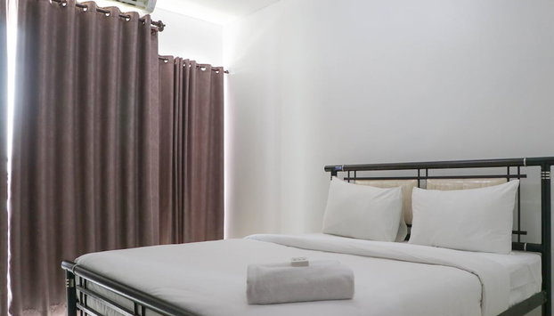 Tranquil And Cozy 1Br Apartment At Thamrin Residence - Foto 5, Habitación