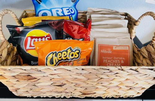 Coastal Chic Suite with Kitchenette and Private Entrance - Foto 11