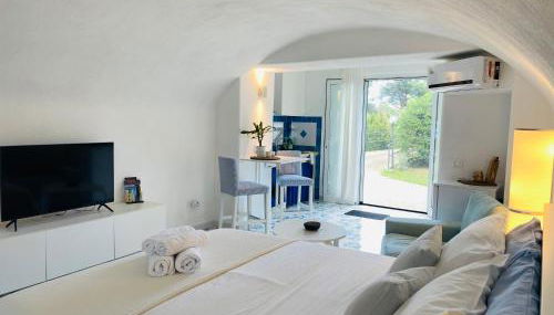 Grazioso MONOLOCALE nella villa NOLELU - Photo 4