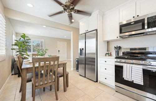 2 Homes in 1 Sleeps 18 10 Min to Zoo and Beach - Foto 14