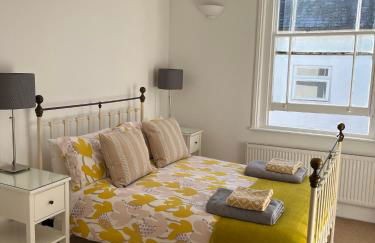 Tree Tops Apartment in Tunbridge Wells - Photo 18