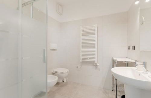 GuestHost - Modern Apartment Milano Pirelli - Foto 22