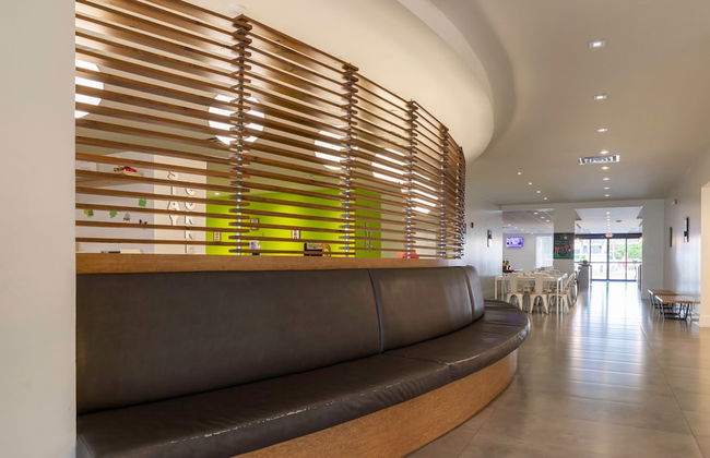 Entire Studio With Free Shuttle to Disney - Foto 31