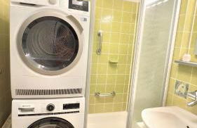 Yeganeh Stays Cologne - Foto 7