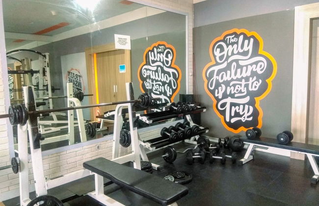 Minimalist And Comfy Studio At Grand Dhika City Apartment - Foto 17