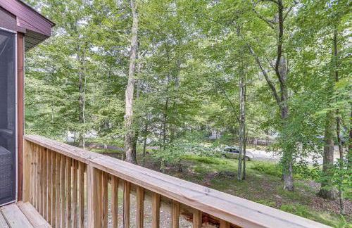 Screened Porch and Deck Pet-Friendly Poconos Escape - Foto 24