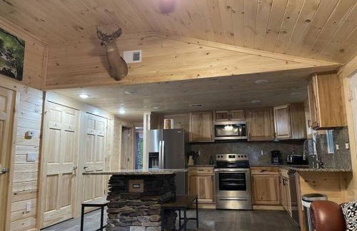 Creekside 3 bedroom 2 bath cabin on private creek - Foto 10