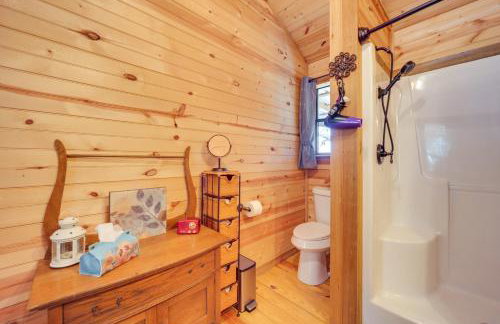 Happy Haven | Hill Country Couples Cabin Retreat - Foto 14