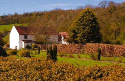 Lower Tundridge Cottage - Photo 33