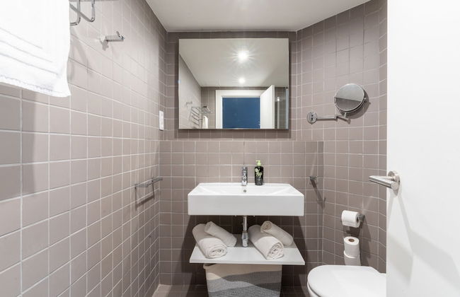 Limehome Barcelona Rector Triadó - Photo 54