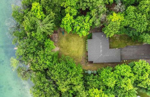 Lakeside Getaway includes Hot Tub pet friendly - Foto 32