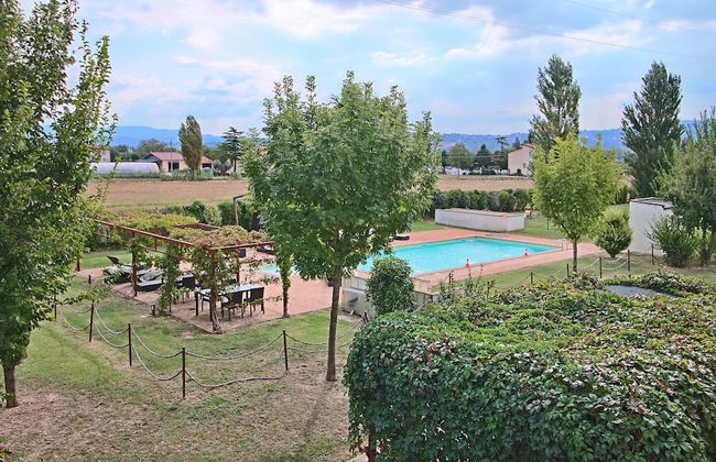 Belvilla by OYO Modern Luxury Apartment With Pool - Foto 16