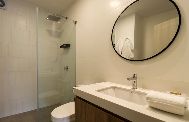 w Prestigious 2BR w Balcony Near Larcomar - Foto 19