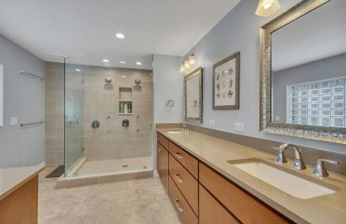 Lake Lanier Retreat Dock, Views & Golf Cart - Foto 71