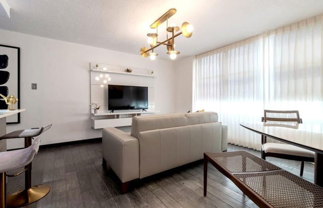 1 Bed 1 Bath 1 Parking Boutique Apt - Photo 20