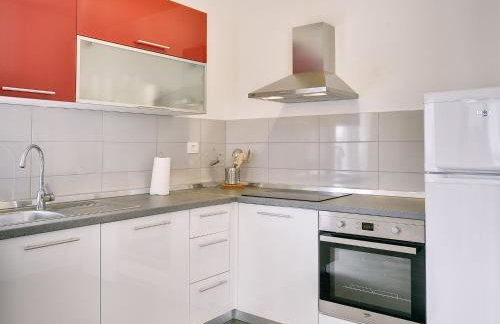 Detached Villa With Pool and Large Garden in Quiet Area Near the Sea - Foto 34