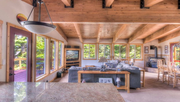 Chamberland Getaway Lake Views with Deck - Foto 2, Imagen principal