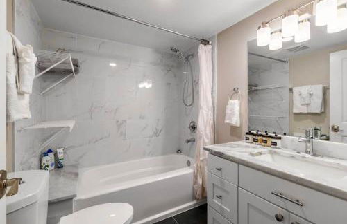 Mercer Island Modern Family-Friendly Home I-90 - Foto 36