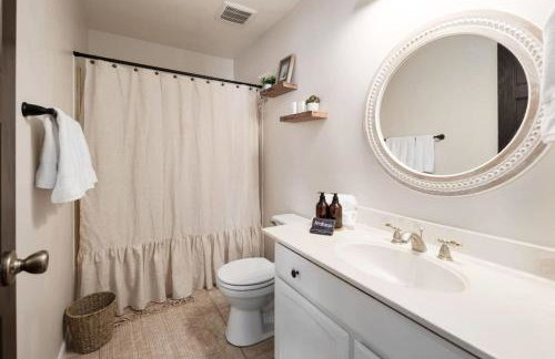 Family Getaway and Modern Farmhouse - Foto 13