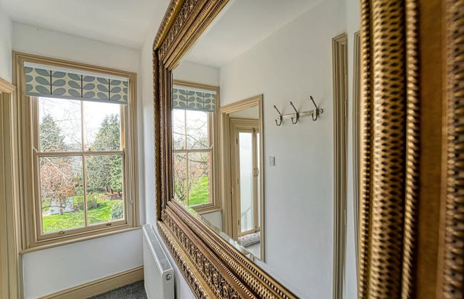 Host Stay Upper Tything Apartment - Photo 14