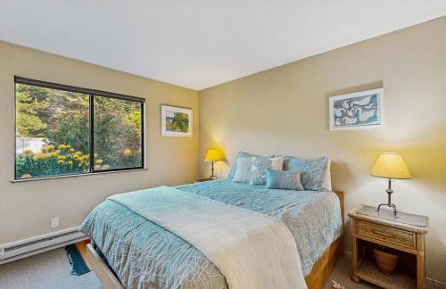 Bowsprit Retreat - Photo 23