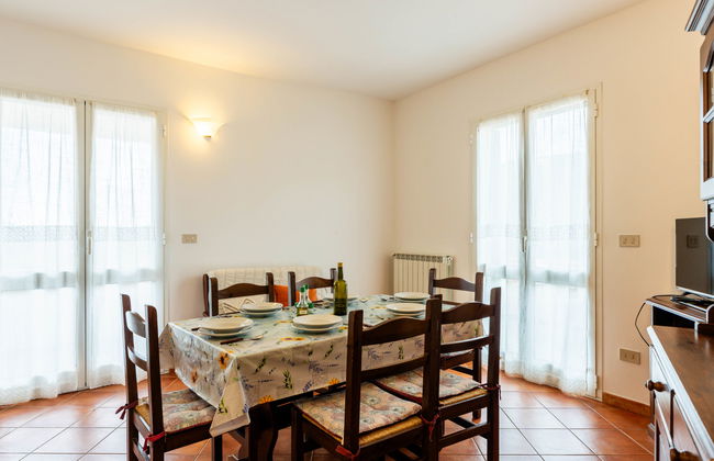 3 bedroom Apartment in Diano Castello with swimming pool and garden - Photo 4