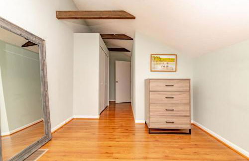 Mt Adams 1BR Great Location Steps from Monastery - Foto 11