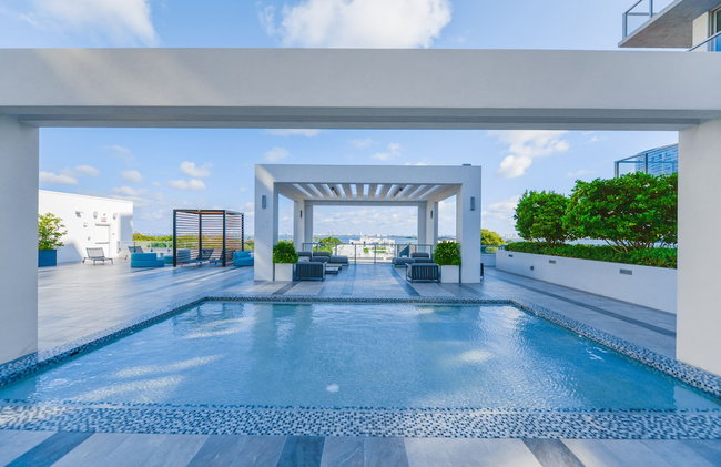Poolside District Condo - We Host - Foto 1