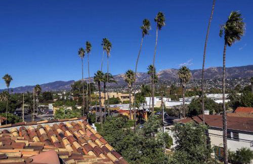 Luxurious Mykonos in Santa Barbara with Outdoor Deck Short Bike Ride to Beach - Foto 38