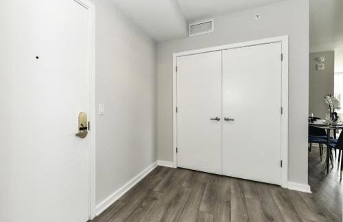 2BR Urban Retreat Gym Parkng and Scenic Rooftop - Foto 11