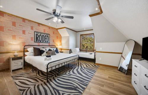 Texas Country Oasis | Near Stockyards & Arlington - Photo 29