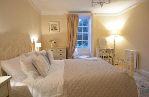 Henstead Hall - Photo 38