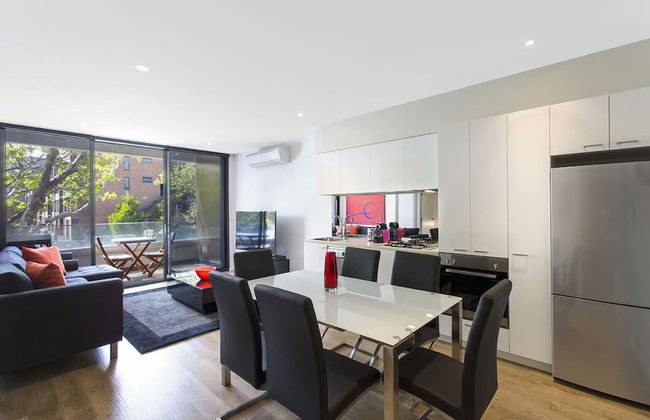 Style in the heart of Carlton - Foto 4