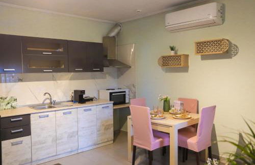 Goldtown House - Photo 9