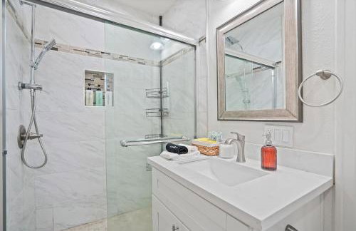 Foosball l LA Mural l DTLA l UnivStudios l BevHills - Foto 32