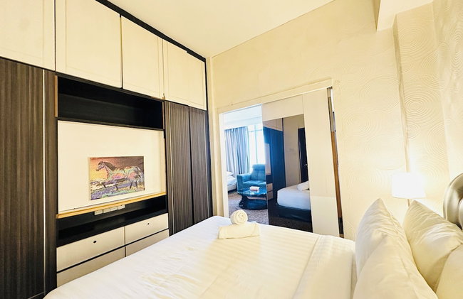 Luxy Service Suites At Times Square - Photo 18