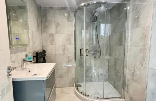 2 Bed-Sleeps 5-Free Parking-Pet Friendly - Foto 18