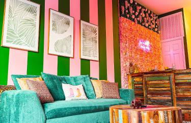 Dreaming With Dolly - Luxe Stay Near Broadway - Foto 8