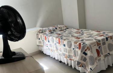 Apatapamento 2 quartos com excelente localização, segurança e com tudo o que você e sua família precisam pra uma estadia confortável! - Photo 9