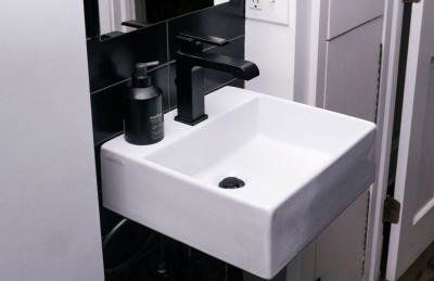 Top 1 Rated 4BR Lincoln Park House - King Bed - Photo 40