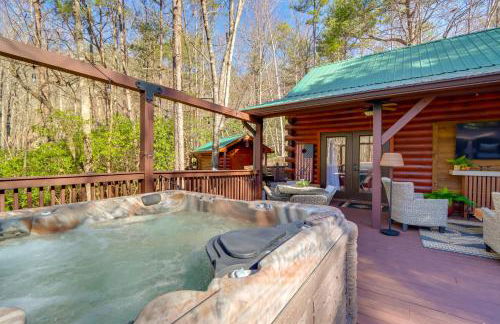 Hot Tub and Fire Pit Fall Family Retreat in Murphy! - Foto 3
