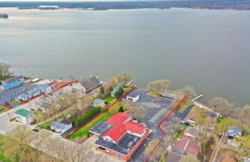 The Grand View on Pistakee Lake Pool Pier Stunning Panoramic Lake Views - Foto 3