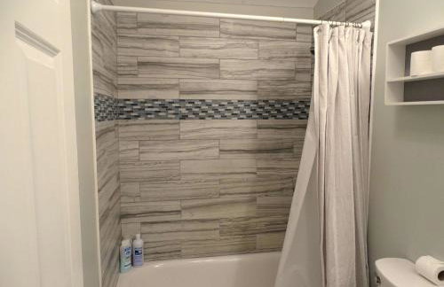 Convenient 2 bed Apt in Everett a Short Walk to Encore - Foto 13