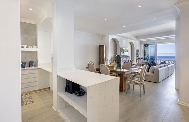 Clifton YOLO Spaces – Clifton Beachfront Apartments - Foto 43