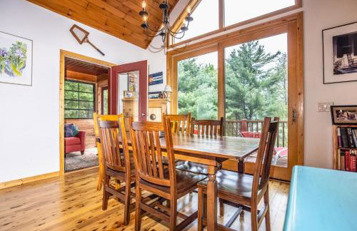 Northwoods Getaway - Photo 6